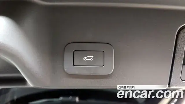 Land Rover Range Rover Evoque 2025 — Şəkil 19/32