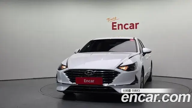 Hyundai Sonata 2019 — Фото 3/20