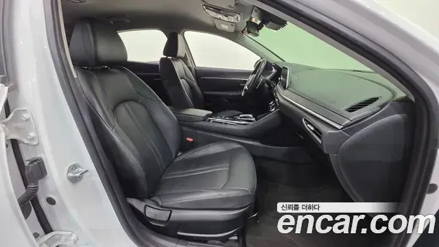 Hyundai Sonata 2019 — Фото 10/20