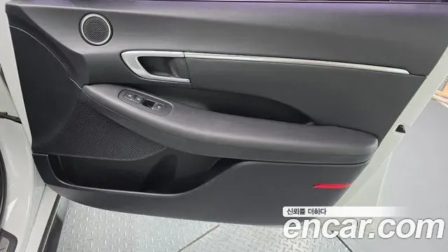 Hyundai Sonata Hybrid 2019 — Şəkil 20/31