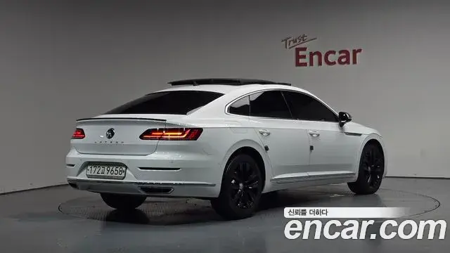 Volkswagen Arteon 2019 — Photo 25/35
