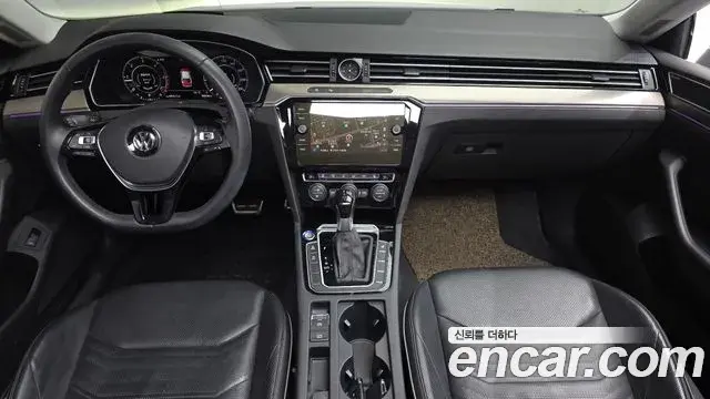 Volkswagen Arteon 2019 — Photo 31/35