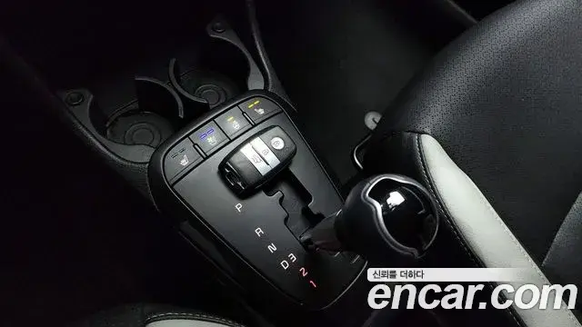 Kia Morning Urban 2023 — Photo 25/31