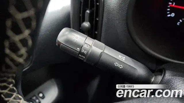 Kia Morning Urban 2023 — Photo 6/31