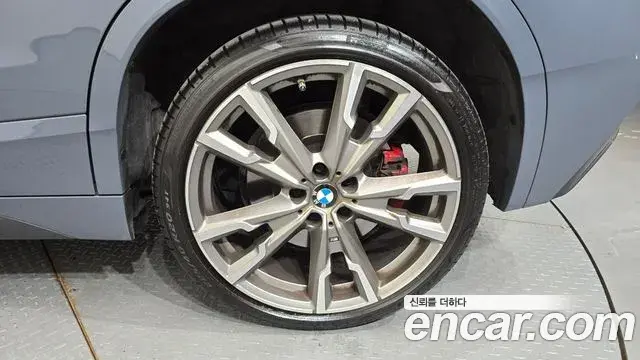BMW X2 2022 — Photo 34/36