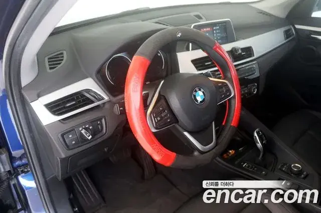 BMW X1 2019 — ფოტო 19/20