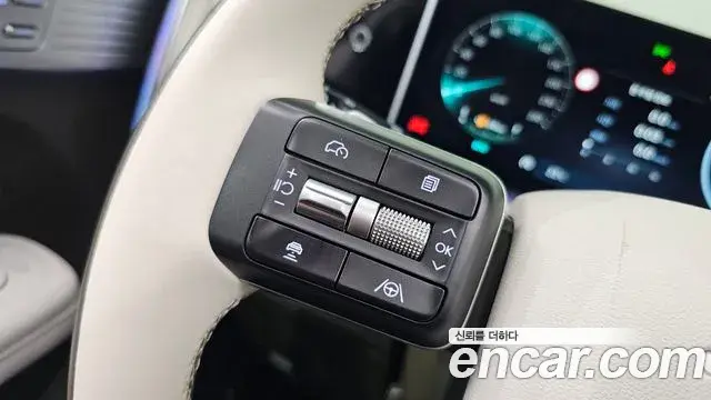 Hyundai Santa Fe 2024 — ფოტო 4/33