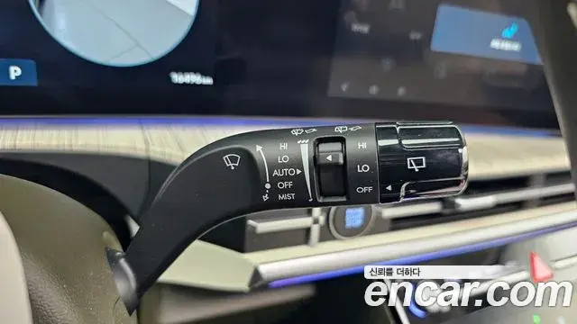 Hyundai Santa Fe 2024 — ფოტო 15/33