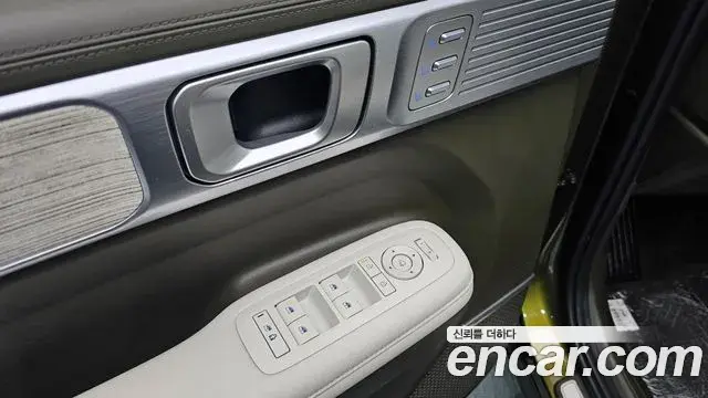 Hyundai Santa Fe 2024 — ფოტო 24/33