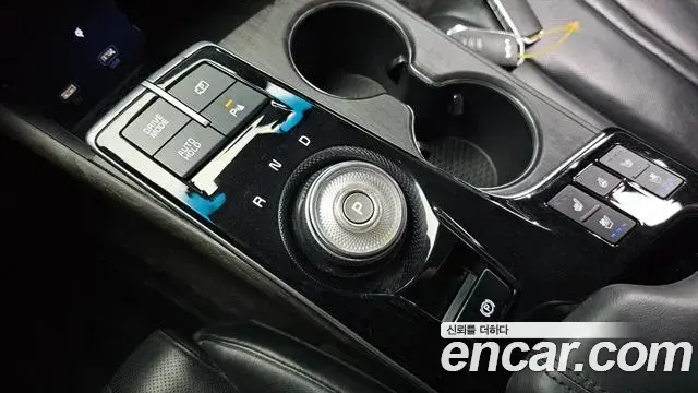 Kia K8 2021 — Photo 1/38