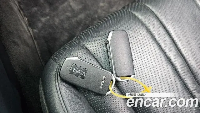 Kia K8 2021 — Photo 24/38
