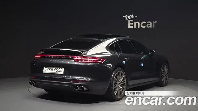 Porsche Panamera 2020 — Şəkil 18/20
