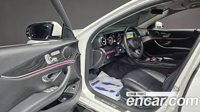 Mercedes-Benz E-Class 2018 — Şəkil 4/30