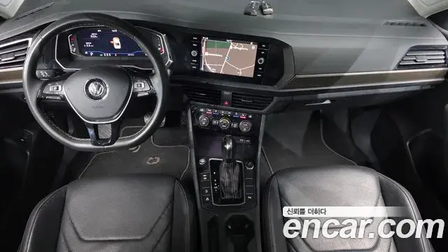 Volkswagen Jetta 2021 — ფოტო 29/32