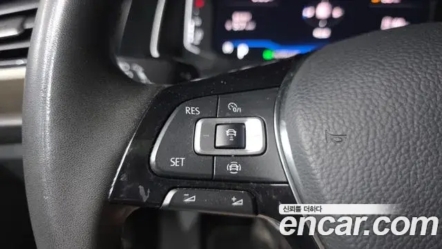 Volkswagen Jetta 2021 — ფოტო 32/32