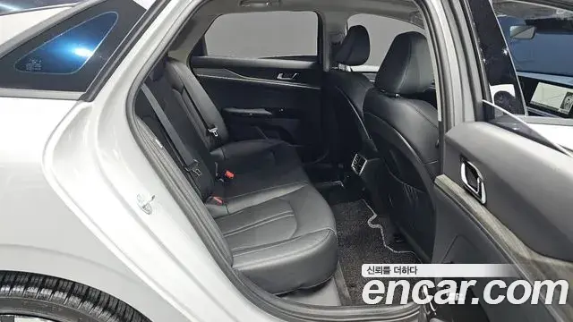 Kia K5 2025 — ფოტო 24/34