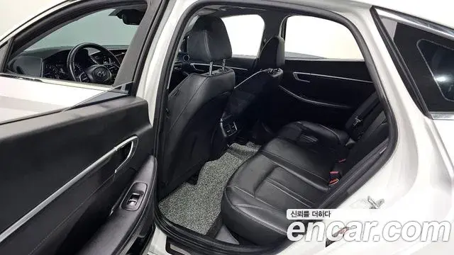 Hyundai Sonata 2022 — Фото 12/20