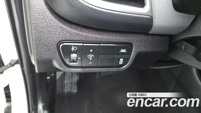 Kia Seltos 2022 — Photo 7/30