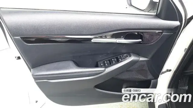 Kia Seltos 2022 — Photo 6/30