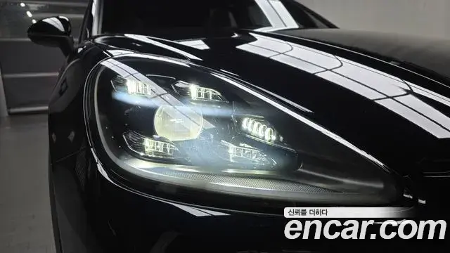 Porsche Cayenne 2020 — Şəkil 19/35