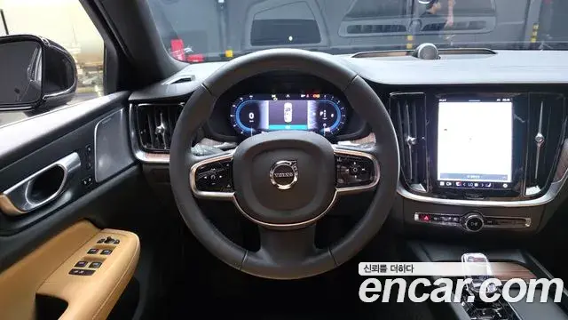 Volvo S60 2024 — ფოტო 4/20