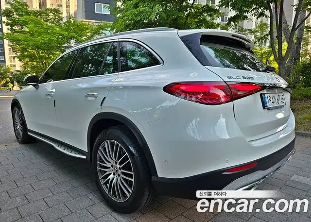 Mercedes-Benz GLC-Class 2025 — Фото 3/20