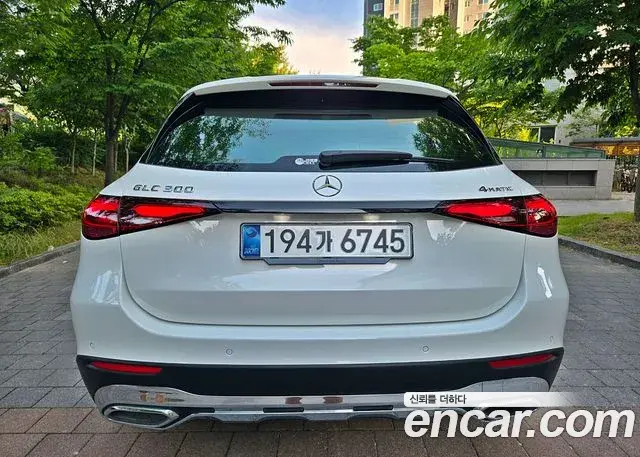 Mercedes-Benz GLC-Class 2025 — Фото 4/20