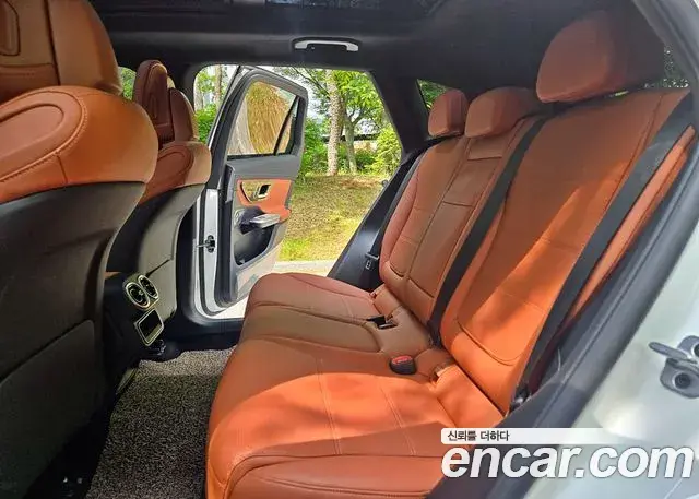 Mercedes-Benz GLC-Class 2025 — Фото 11/20