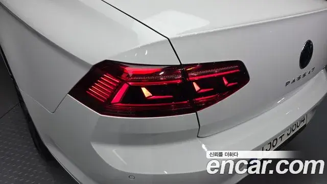 Volkswagen Passat GT 2021 — Şəkil 3/33