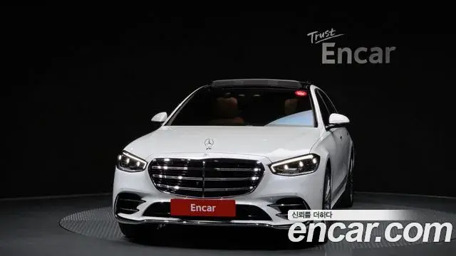 Mercedes-Benz S-Class 2024 — ფოტო 20/33