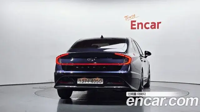 Hyundai Sonata Hybrid 2020 — Şəkil 1/30