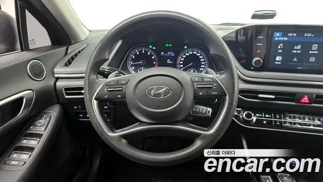 Hyundai Sonata Hybrid 2020 — Şəkil 20/30