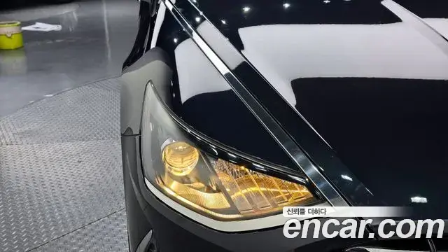 Hyundai Sonata Hybrid 2020 — Şəkil 28/30
