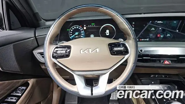 Kia K8 2021 — ფოტო 8/20