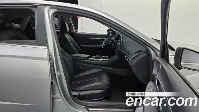 Hyundai Sonata 2020 — Фото 11/20