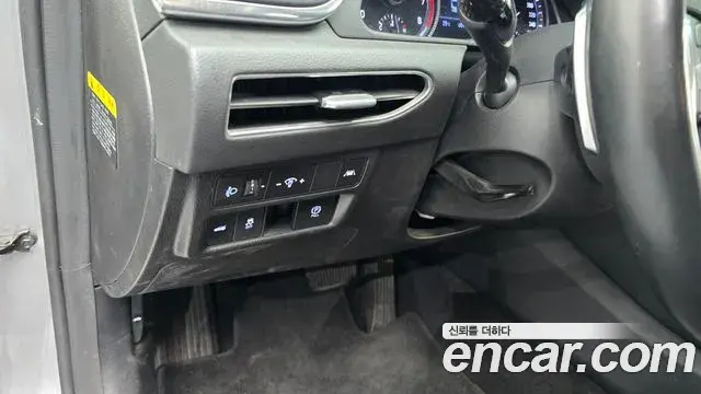 Hyundai Sonata 2020 — Фото 18/20
