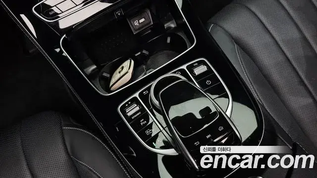Mercedes-Benz E-Class 2020 — ფოტო 9/35