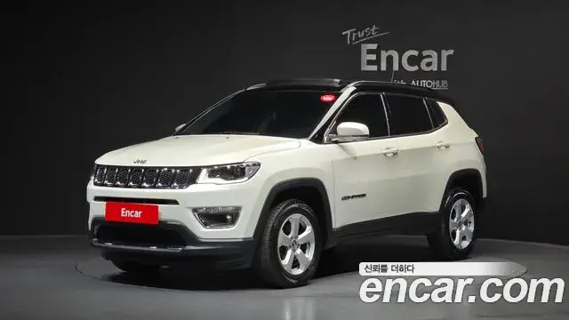 Jeep Compass 2019 — Фото 1/20