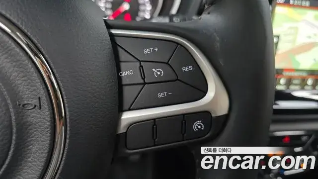Jeep Compass 2019 — Фото 19/20