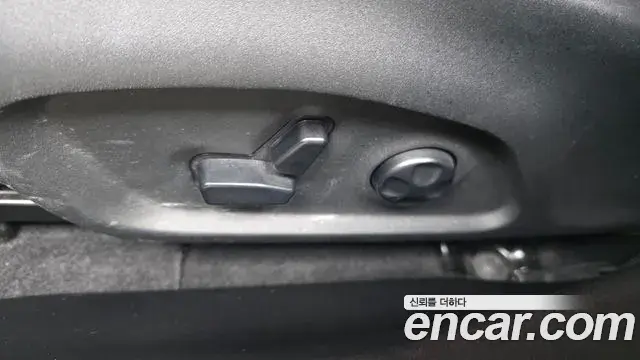 Jeep Compass 2019 — ფოტო 7/34