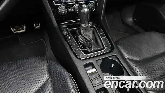 Volkswagen Arteon 2019 — ფოტო 10/35