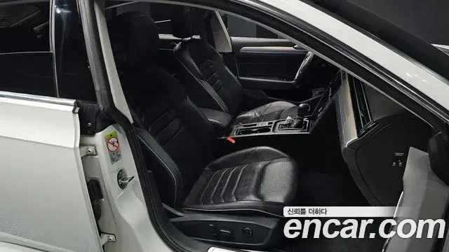 Volkswagen Arteon 2019 — ფოტო 4/35