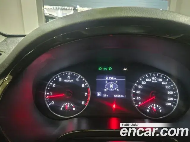 Kia Seltos 2020 — ფოტო 7/20