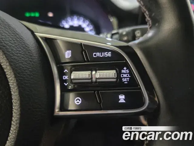 Kia Seltos 2020 — ფოტო 18/20