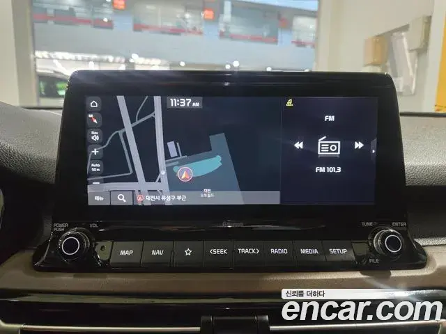 Kia Seltos 2020 — ფოტო 13/20