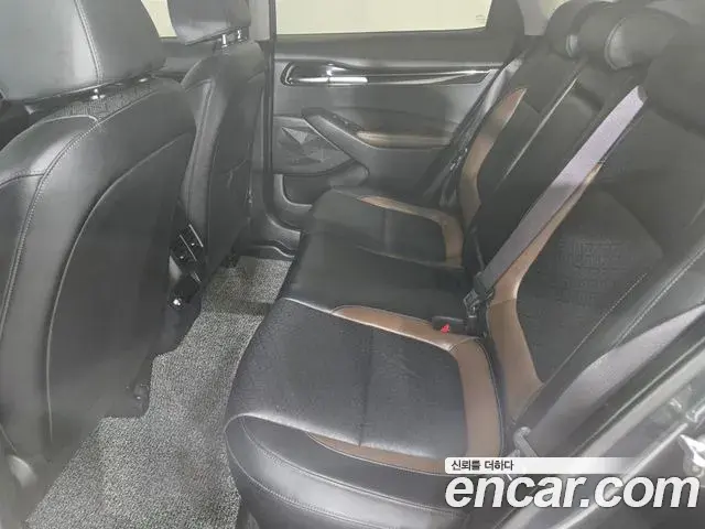 Kia Seltos 2020 — ფოტო 6/20