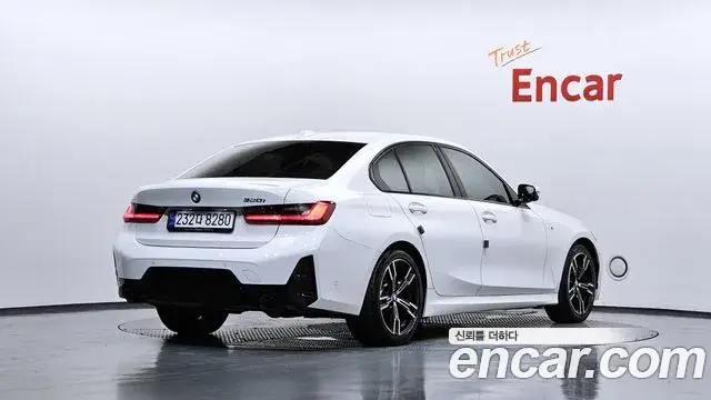BMW 3 Series 2024 — Şəkil 22/34