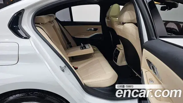 BMW 3 Series 2024 — Şəkil 15/34
