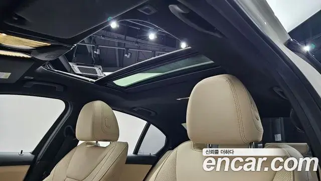 BMW 3 Series 2024 — Şəkil 30/34