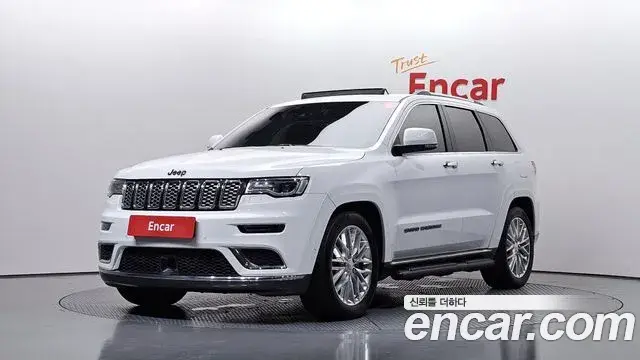Jeep Grand Cherokee 2018 — Şəkil 19/20